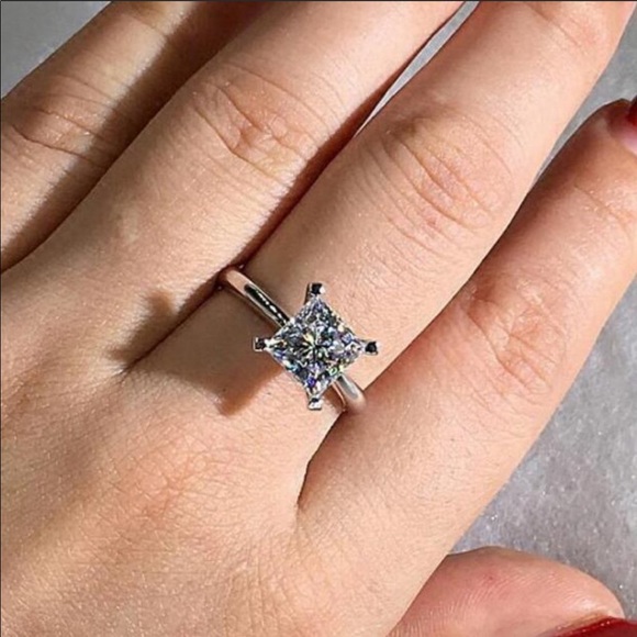 New Women’s Princess Cut 925 Silver Diamond Ring - Picture 3 of 3